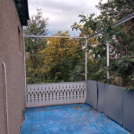 Guesthouse Natali Telavi Exteriör bild