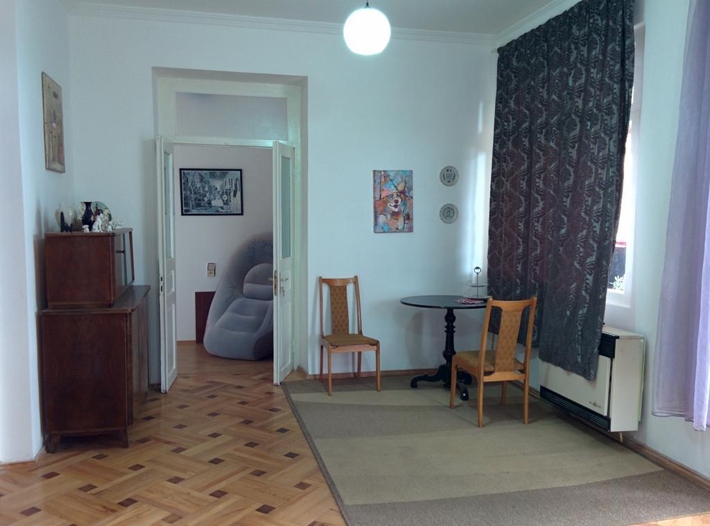 Guesthouse Natali Telavi Exteriör bild